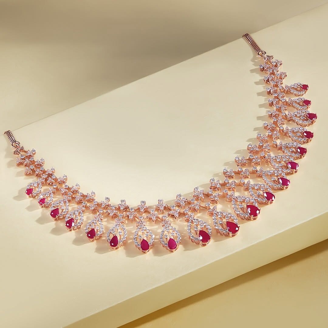 Woman in Kerala traditional gold jewellery — Arsha collection